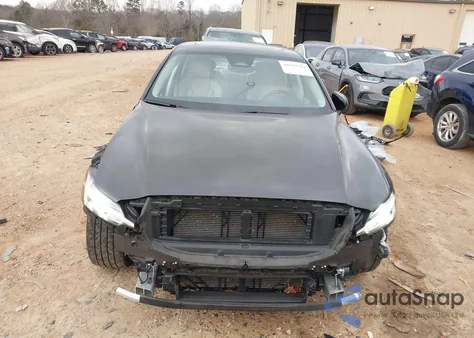 2024 Volvo S60 B5 Plus Dark Theme z USA, uszkodzony, nr VIN 7JRL12FL5RG288448